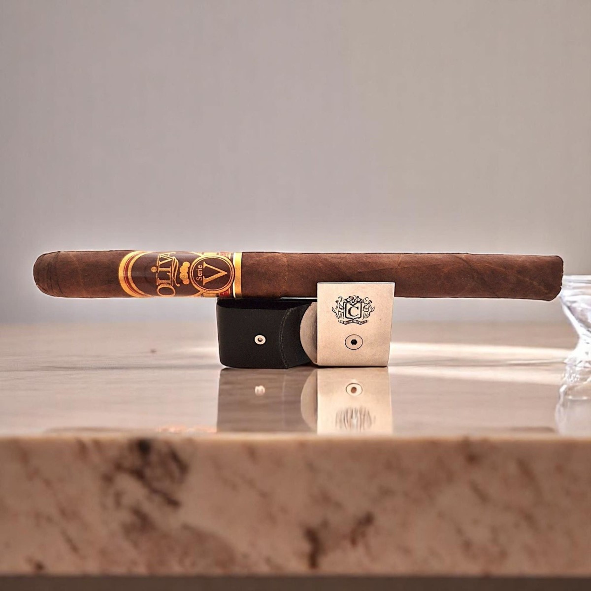 OLIVA SERIE V LANCEROS — Rhein 1905