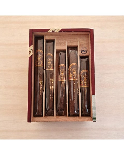OLIVA SERIE V SPECIAL SAMPLER 5 — Rhein 1905