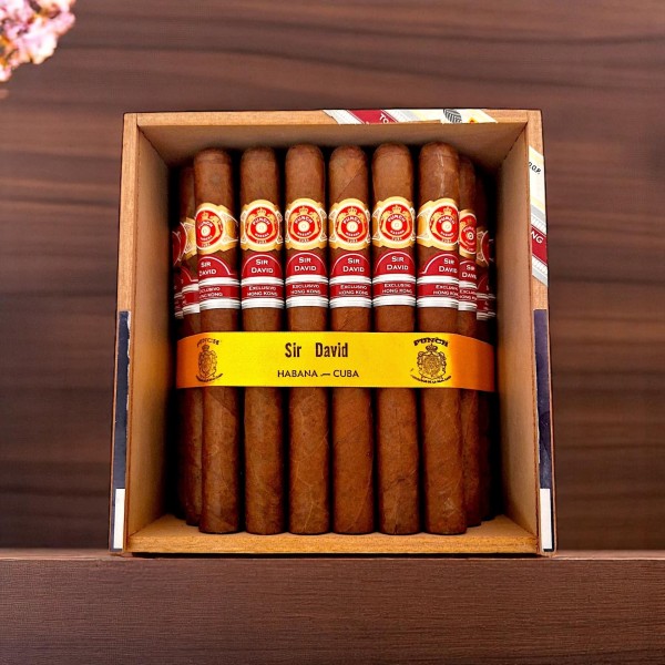 PUNCH SIR DAVID ER HONG KONG 2018 - CAB 50'S — Rhein 1905