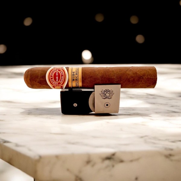 ROMEO Y JULIETA WIDE CHURCHILLS — Rhein 1905