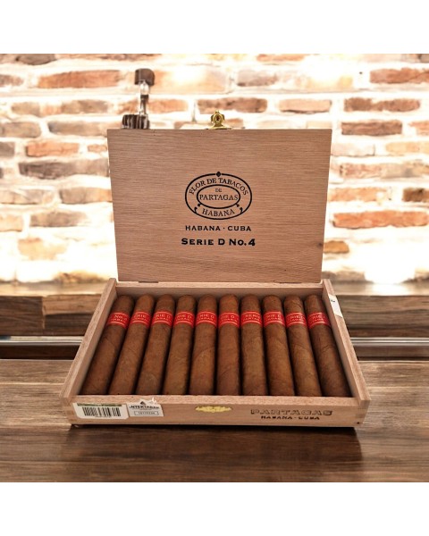 PARTAGAS SERIE D4 / 10'S — Rhein 1905