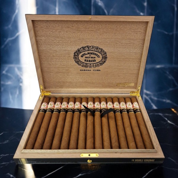 HOYO DE MONTERREY DOUBLE CORONA GRAN RESERVA FULL BOX 15'S — Rhein 1905