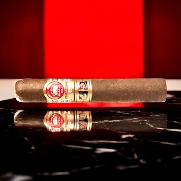 H.UPMANN CONNOSSIEUR B UNIT