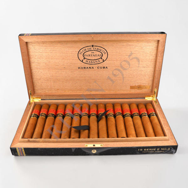 PARTAGAS  SERIE E2 GRAN RESERVA / 15'S — Rhein 1905